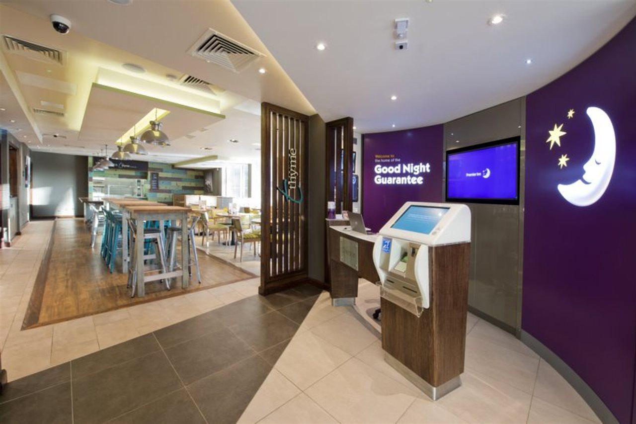 Premier Inn London Lewisham ภายนอก รูปภาพ