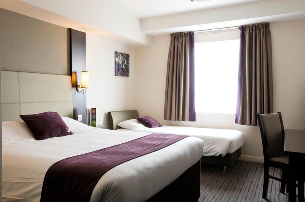 Premier Inn London Lewisham ภายนอก รูปภาพ